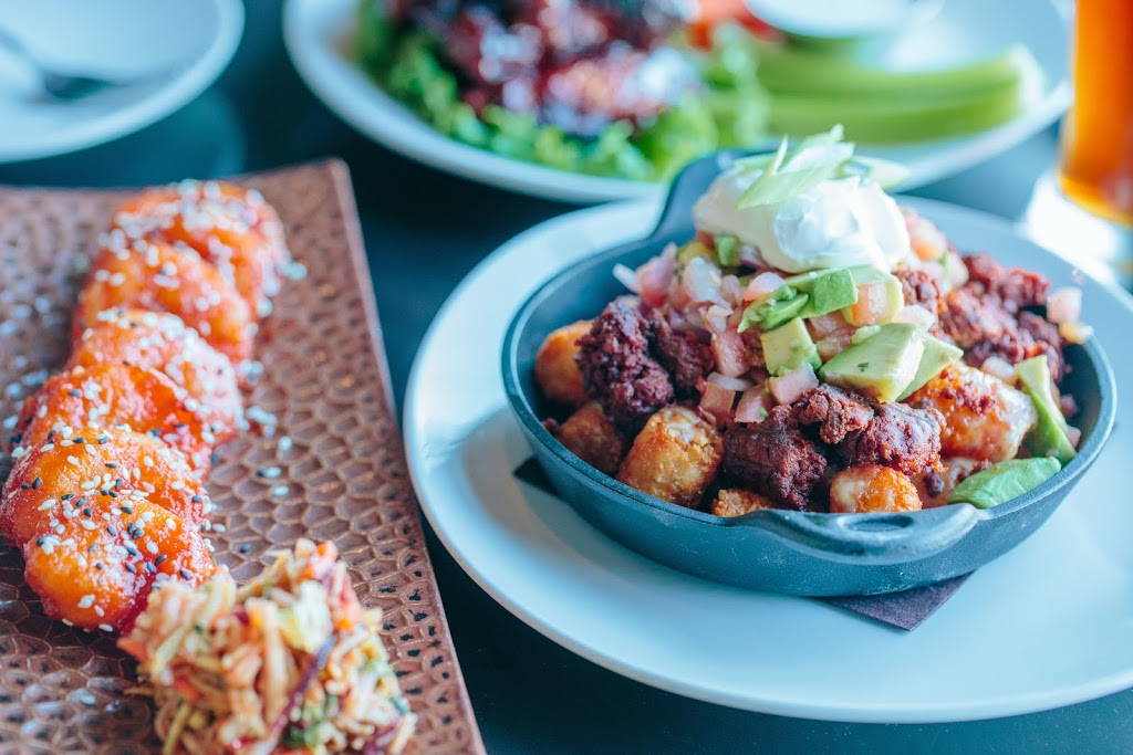 110 Grill | restaurant | 2 Portwalk Pl, Portsmouth, NH 03801, USA | 6033738312 OR +1 603-373-8312