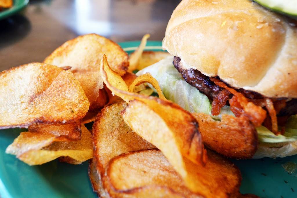 Bistro 13 - Global Cuisine by EVIT | restaurant | 1353 W Main St, Mesa, AZ 85201, USA | 4804616760 OR +1 480-461-6760