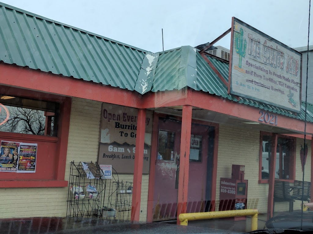 The Corner Stop | restaurant | 2021 Ben Ficklin Rd, San Angelo, TX 76903, USA | 3256537414 OR +1 325-653-7414
