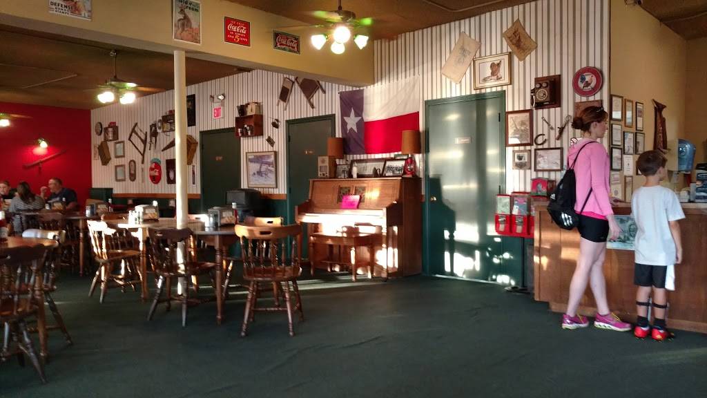 Smithharts Downtown Grill | restaurant | 104 That Way, Lake Jackson, TX 77566, USA | 9792970082 OR +1 979-297-0082