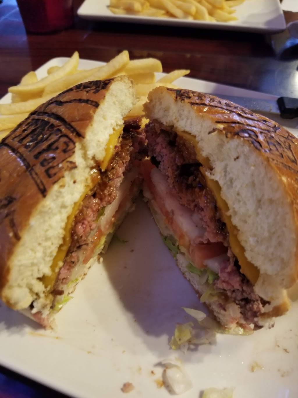 24th Street Sports Tavern | restaurant | 13 S Washington St, Oxford, MI 48371, USA | 2486281217 OR +1 248-628-1217