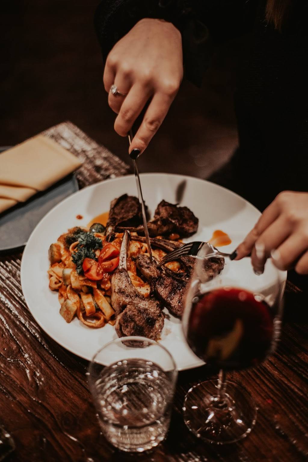 Black & Caspian | restaurant | 2908 N Broadway, Chicago, IL 60657, USA | 7737998836 OR +1 773-799-8836