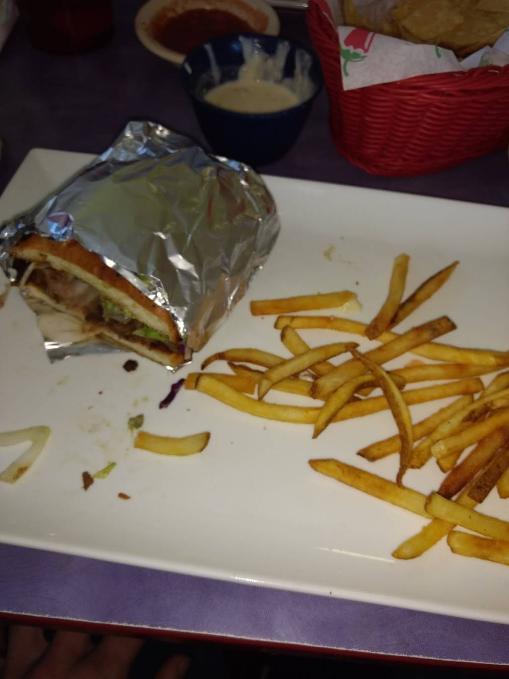 Taqueria & Marisqueria Jalisco | restaurant | 11720 E 11th St, Tulsa, OK 74128, USA | 9184373610 OR +1 918-437-3610