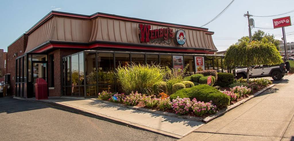 Wendys | restaurant | 3636 Boston Rd, Bronx, NY 10469, USA | 7187984133 OR +1 718-798-4133