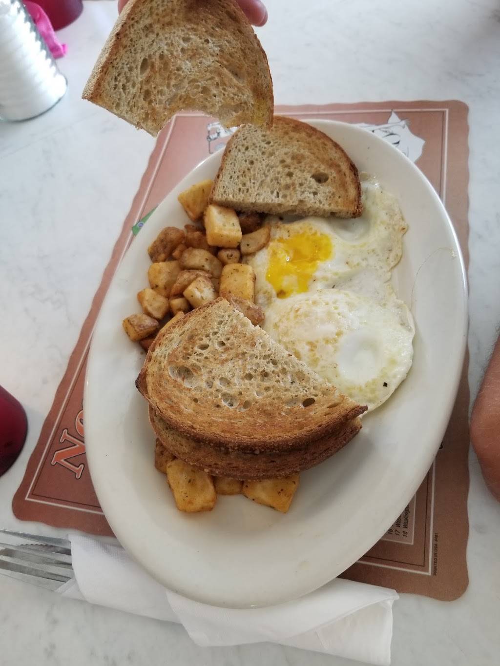 Im A Local Beach House Cafe | cafe | 300 Broadway, Point Pleasant Beach, NJ 08742, USA | 7328990600 OR +1 732-899-0600