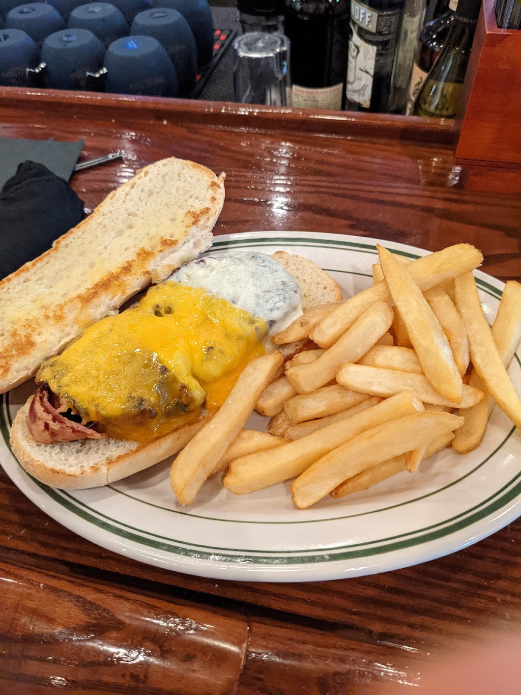 Willie Sues. Columbia | restaurant | 380 Columbiana Dr, Columbia, SC 29212, USA | 8037083412 OR +1 803-708-3412