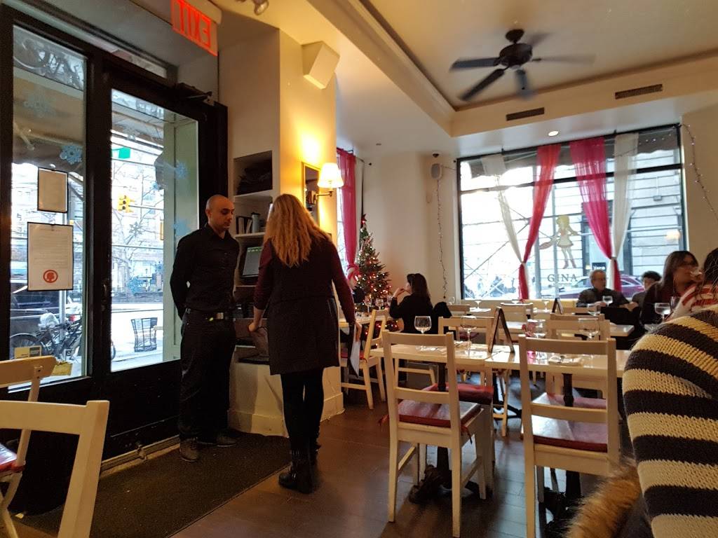 Gina La Fornarina | restaurant | 2028 Broadway, New York, NY 10023, USA | 2125956900 OR +1 212-595-6900