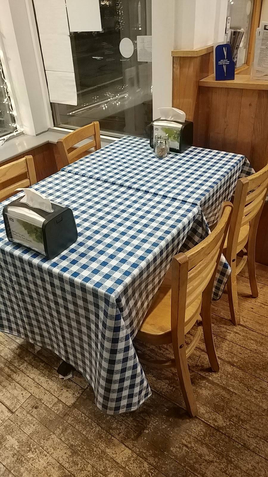 Top Crust Pizzeria | restaurant | 15 Court St, Plymouth, MA 02360, USA | 5087476000 OR +1 508-747-6000