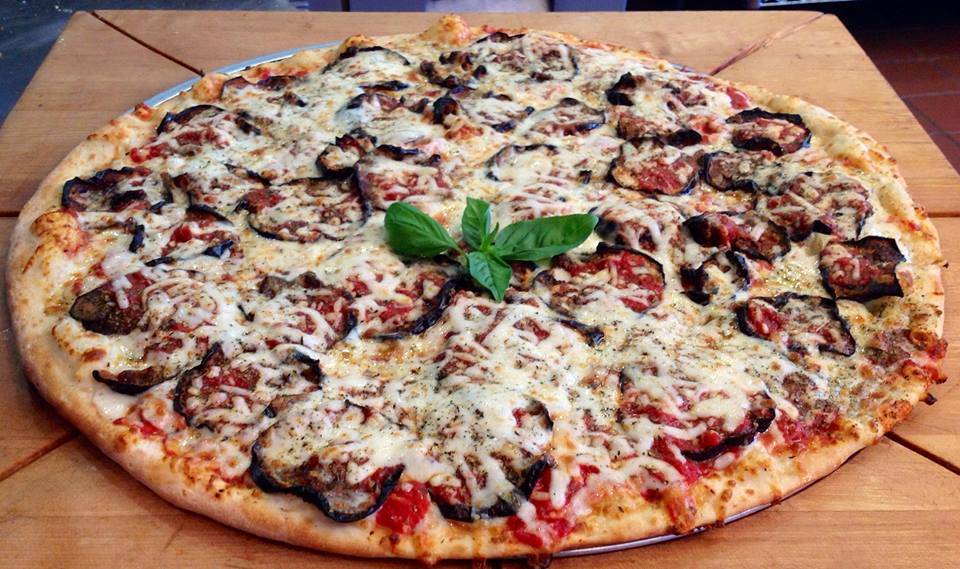 Slice on the Avenue - New York Pizza | restaurant | 8137 Honeygo Blvd, Nottingham, MD 21236, USA | 4109319866 OR +1 410-931-9866