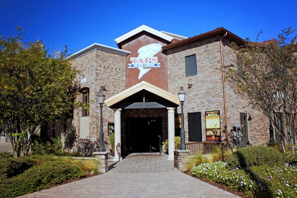 TAPS Fish House & Brewery | restaurant | 2745 Lakeshore Dr, Corona, CA 92883, USA | 9512775800 OR +1 951-277-5800