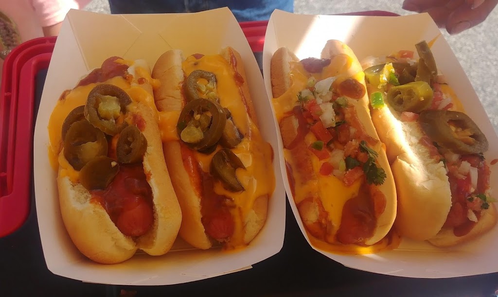 Dogs to Go by Uncle Zo | restaurant | 3376 W 10th St and, N Tibbs Ave, Indianapolis, IN 46222, USA | 3173632456 OR +1 317-363-2456