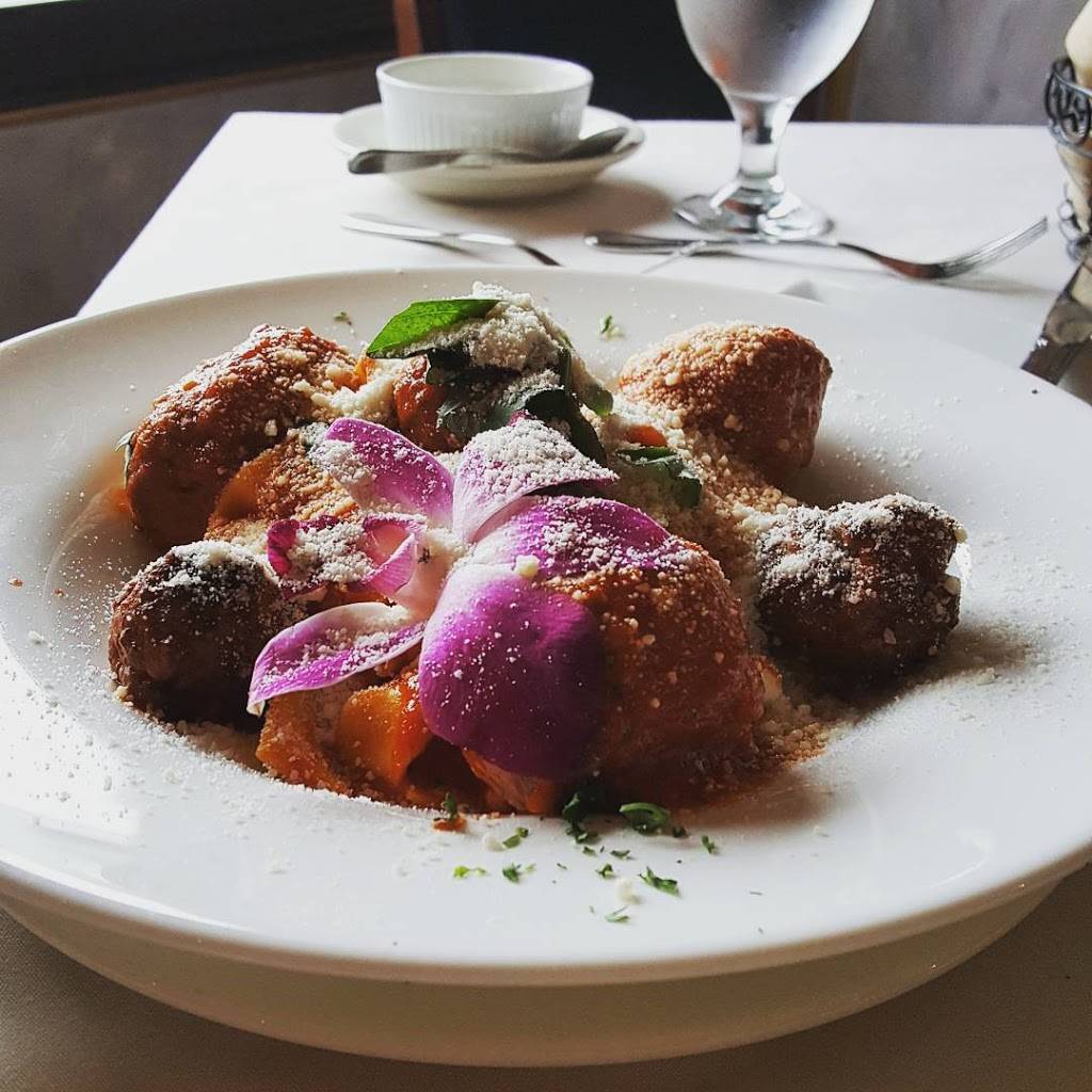 Molto Bene | restaurant | 2520 Merrick Rd, Bellmore, NY 11710, USA | 5169001270 OR +1 516-900-1270