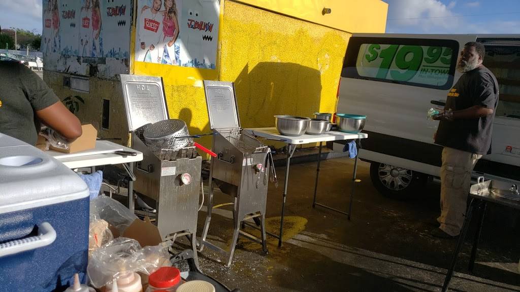 Auntie Rose cafe | restaurant | 2200 NW 79th St, Miami, FL 33147, USA | 7867686244 OR +1 786-768-6244