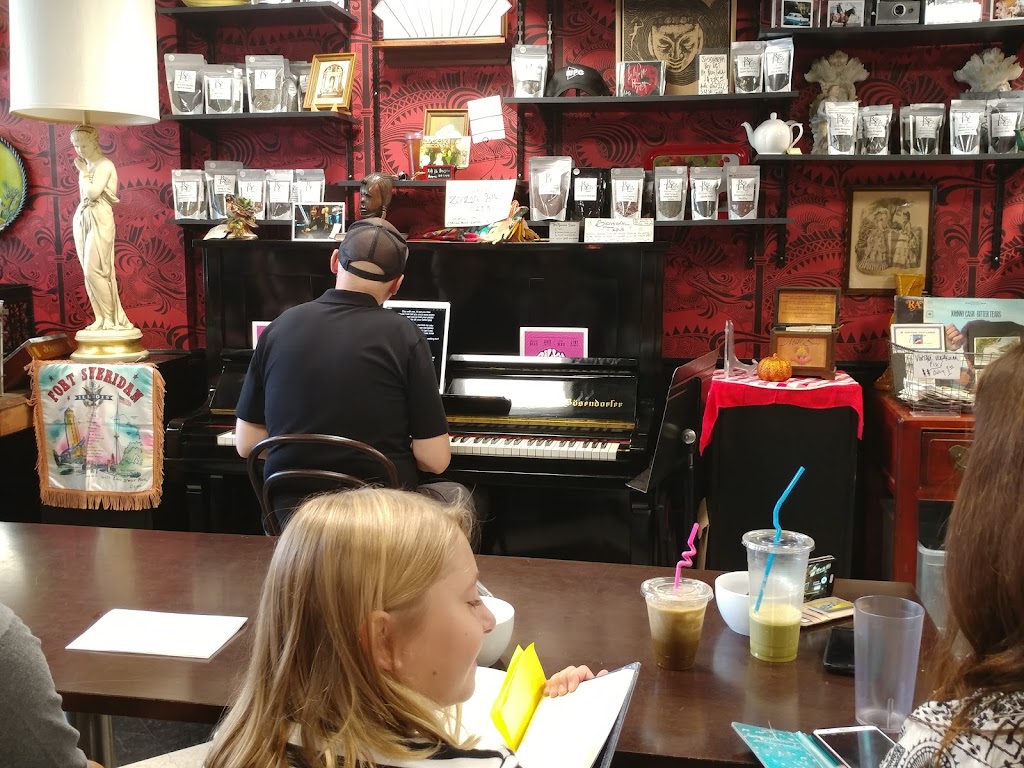 Madame Zuzu’s | cafe | 1876 1st St, Highland Park, IL 60035, USA | 8479267359 OR +1 847-926-7359