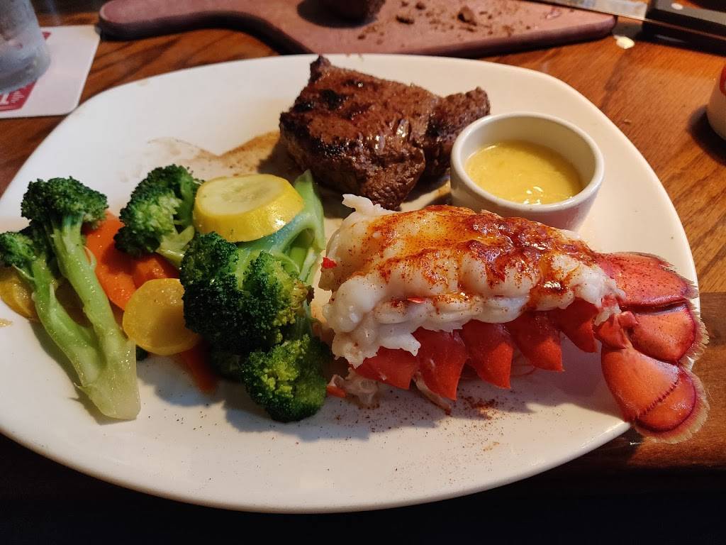 Outback Steakhouse | restaurant | 9395 McKnight Rd, Pittsburgh, PA 15237, USA | 4126355255 OR +1 412-635-5255