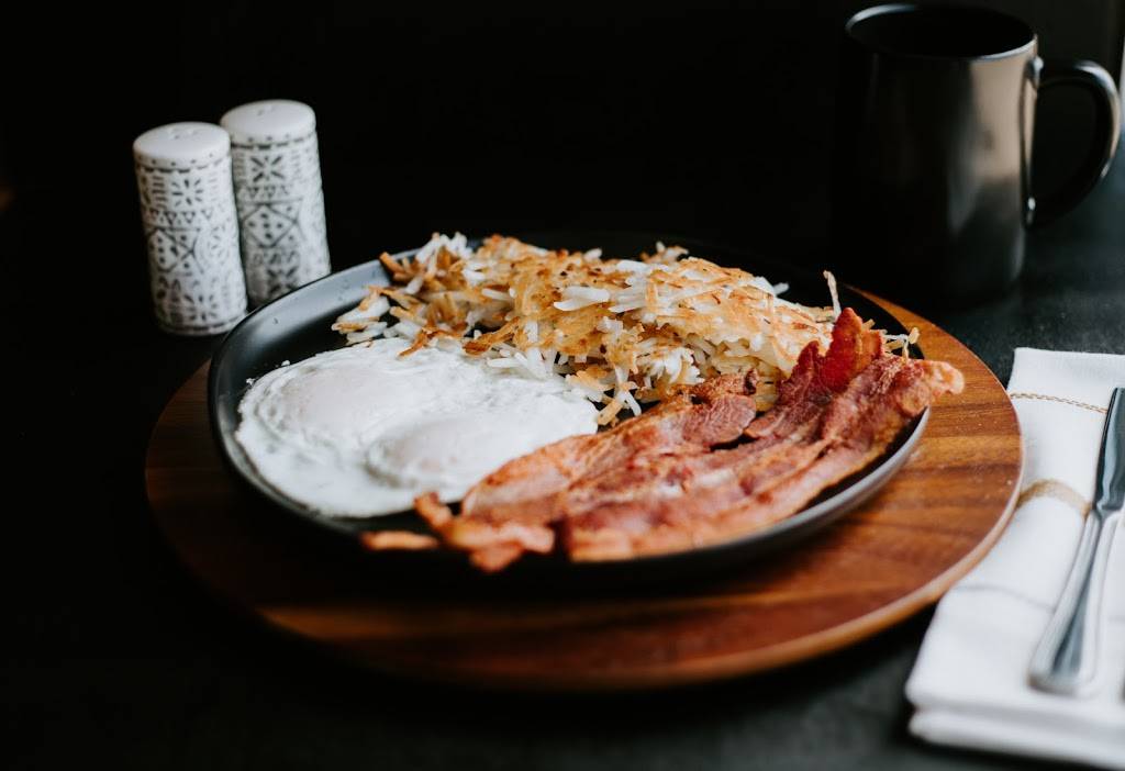 Maple House Cafe | restaurant | 11400 Lincoln Hwy, Mokena, IL 60448, USA | 8154640533 OR +1 815-464-0533