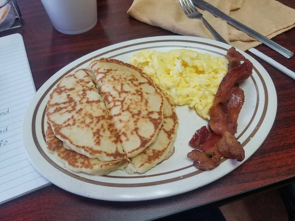 Niceys | restaurant | 8601 Martin Luther King Blvd, Houston, TX 77033, USA | 8322695489 OR +1 832-269-5489