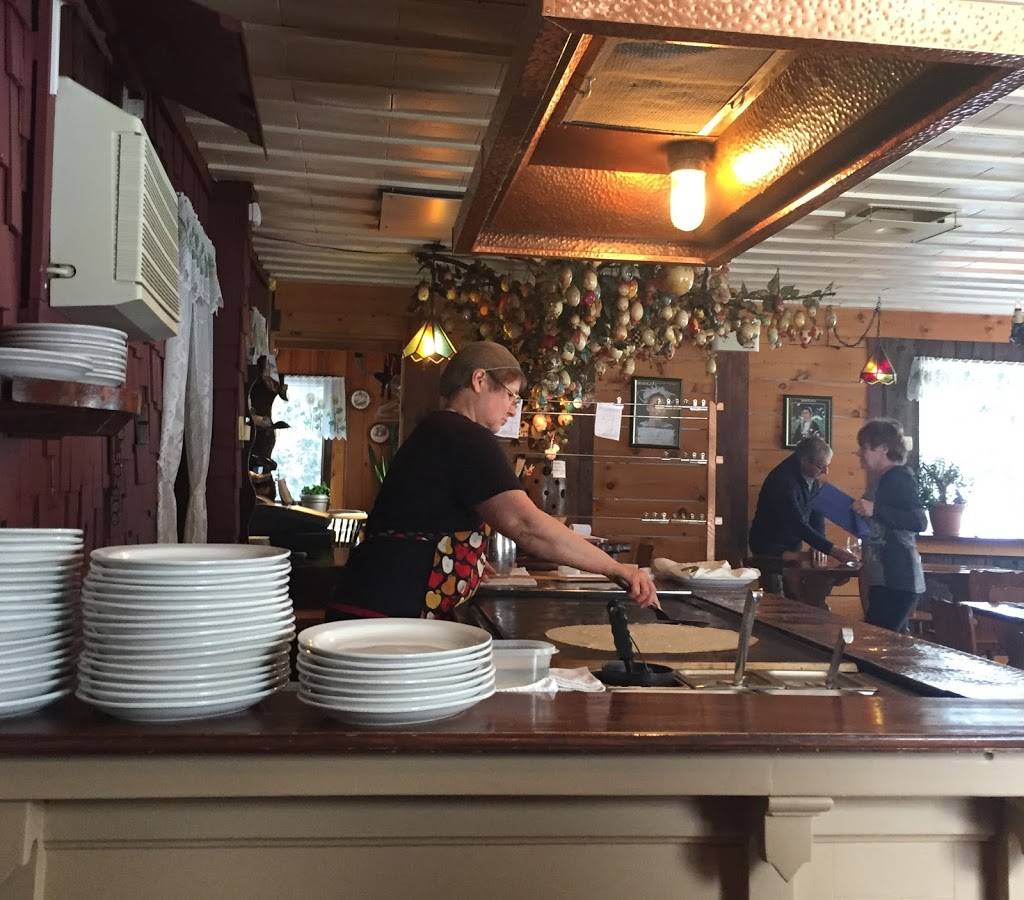 Creperie Au Tournesol | restaurant | 5825 Boulevard Labelle, Val-Morin, QC J0T 2R0, Canada | 8193221401 OR +1 819-322-1401