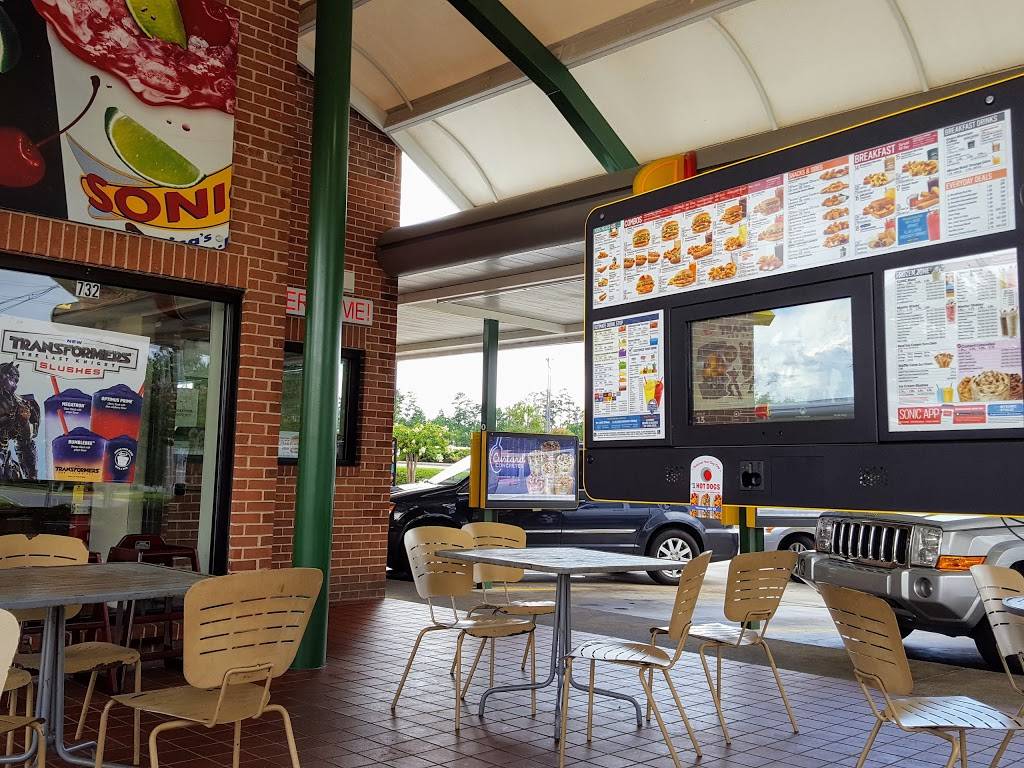 Sonic Drive-In | restaurant | 732 Academy Dr, Bessemer, AL 35022, USA | 2054282002 OR +1 205-428-2002
