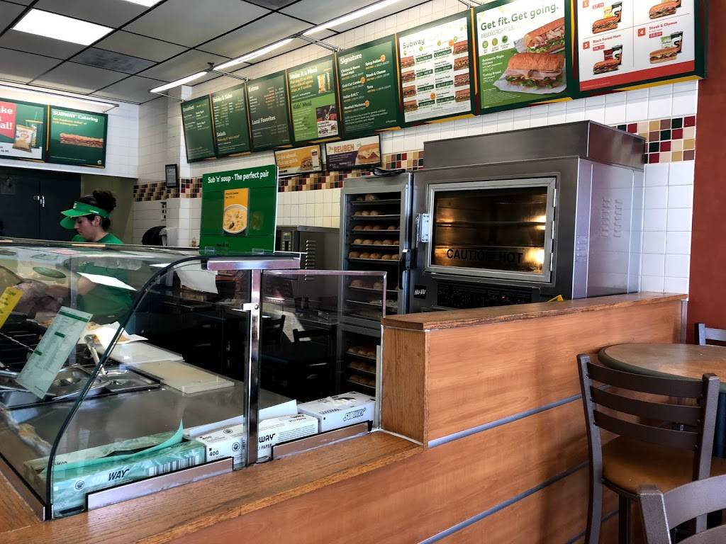 Subway Restaurants | restaurant | 3751 Belt Line Rd, Addison, TX 75001, USA | 9726201220 OR +1 972-620-1220