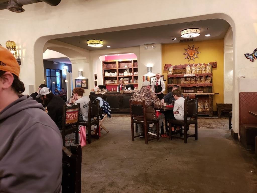 El Fenix | restaurant | 1035 US-287 BYP, Waxahachie, TX 75165, USA | 4695170370 OR +1 469-517-0370