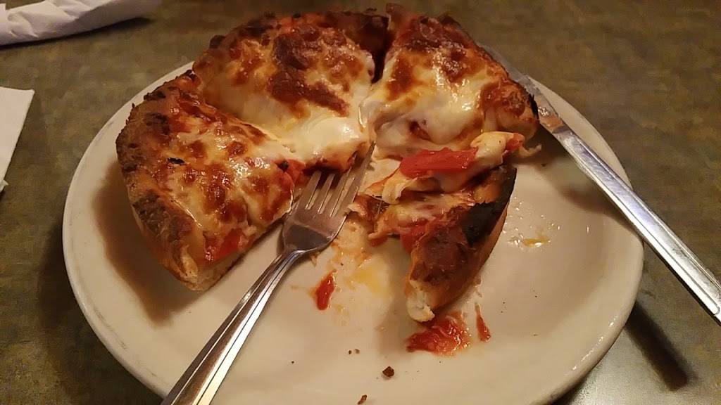 Carbones Pizzeria | restaurant | 1665 Yankee Doodle Rd, Eagan, MN 55121, USA | 6514526000 OR +1 651-452-6000