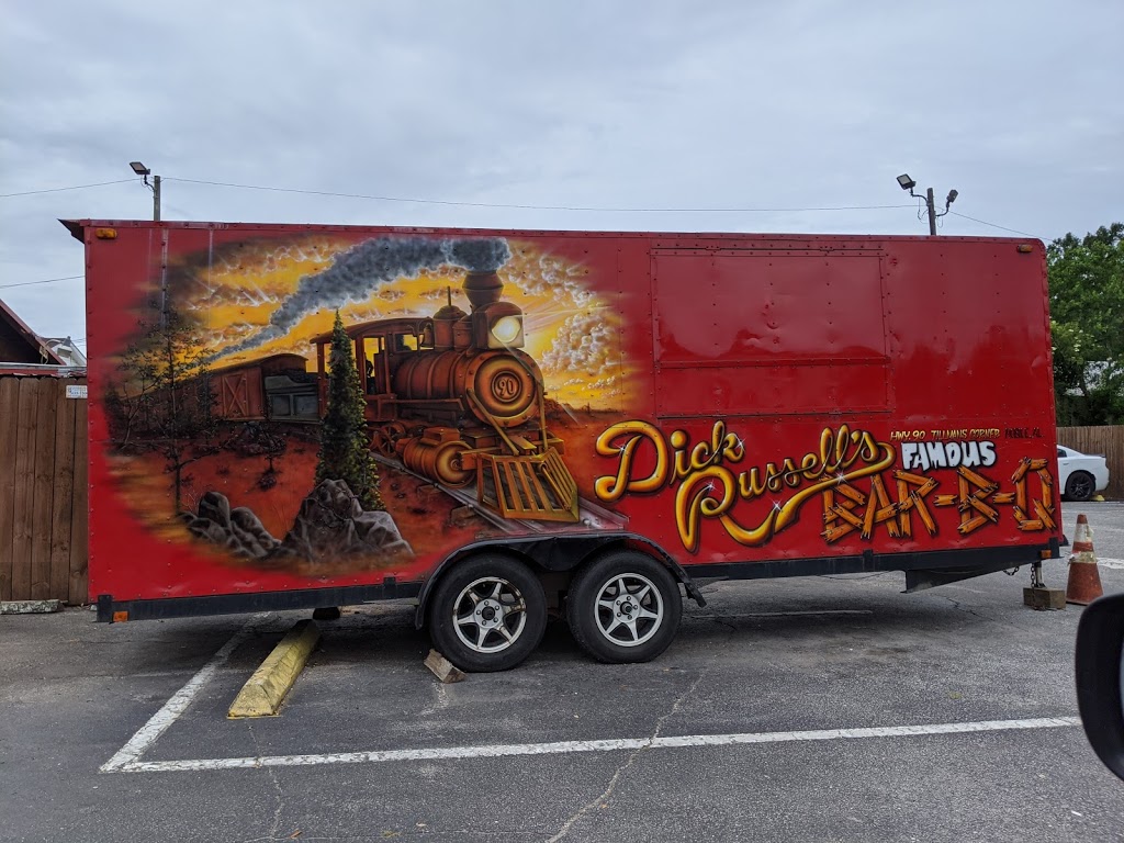 Dick Russells Bar-B-Q | restaurant | 5360 US-90, Mobile, AL 36619, USA | 2516616090 OR +1 251-661-6090
