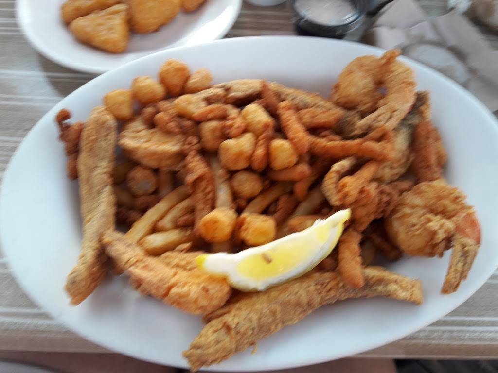 Rustys Seafood and Oyster Bar | restaurant | 628 Glen Cheek Dr, Cape Canaveral, FL 32920, USA | 3217832033 OR +1 321-783-2033
