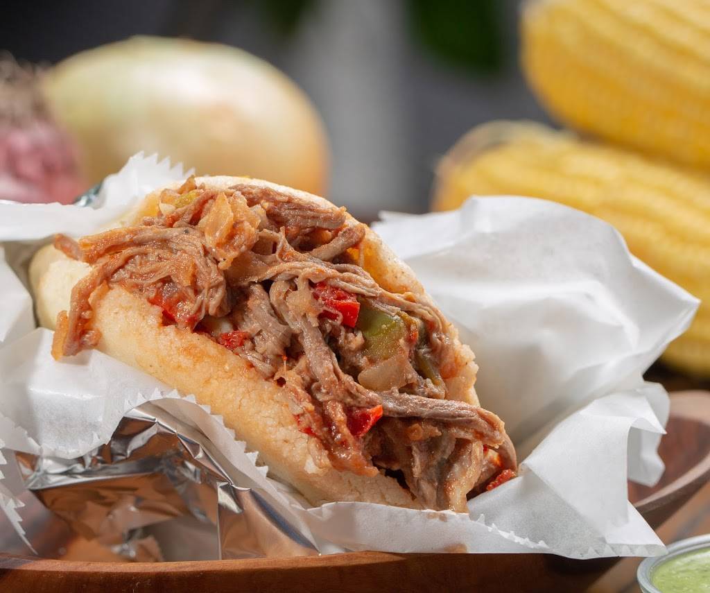 Gusticos Bistro | restaurant | 2249 W Hillsboro Blvd, Deerfield Beach, FL 33442, USA | 9544820823 OR +1 954-482-0823