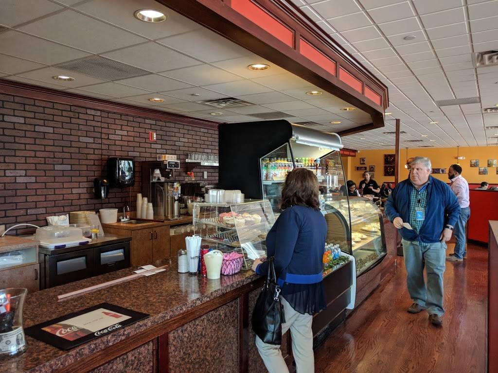 Brickhouse Diner | restaurant | 580 E Main St #101, Norfolk, VA 23510, USA | 7576221006 OR +1 757-622-1006