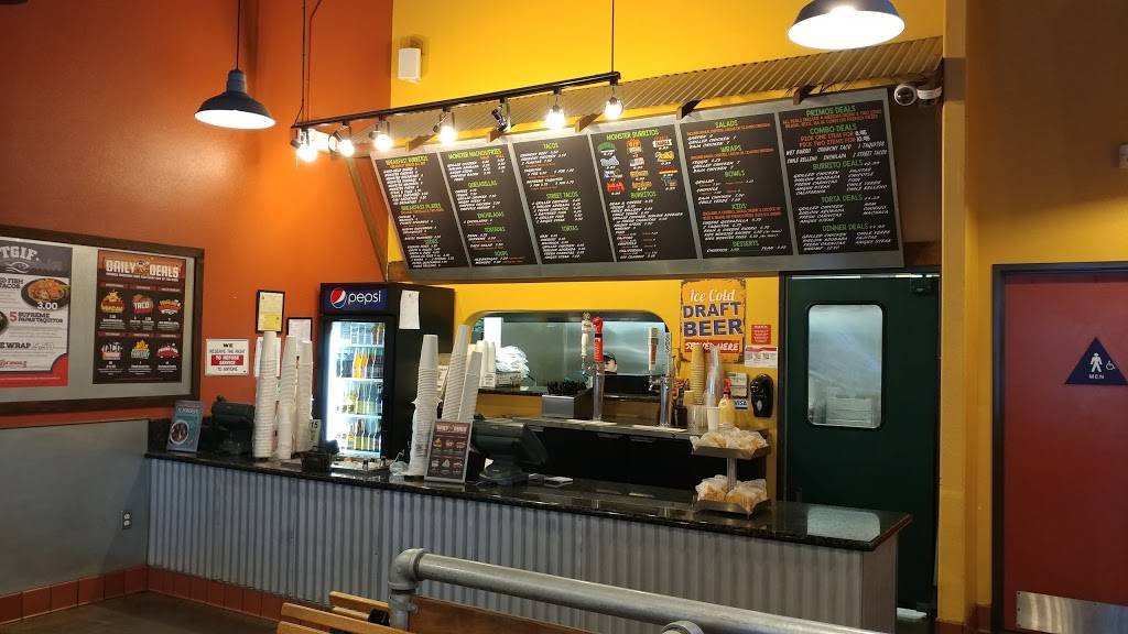 Primos Mexican Food | restaurant | 3150 Case Rd, Perris, CA 92570, USA | 9519281077 OR +1 951-928-1077