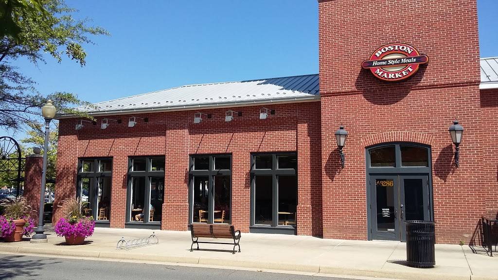 Boston Market | restaurant | 46286 Cranston St, Sterling, VA 20165, USA | 7034066111 OR +1 703-406-6111