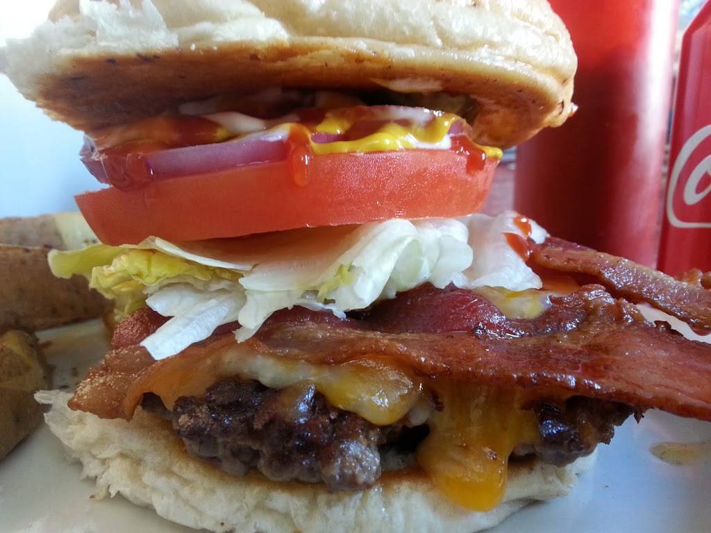 Full Cup Café The | restaurant | 50 Main St, Bobcaygeon, ON K0M 1A0, Canada | 7057386574 OR +1 705-738-6574