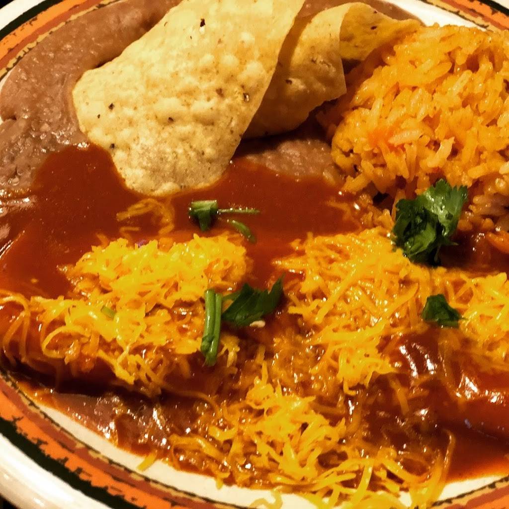 Rosas Café & Tortilla Factory | restaurant | 3450 Sycamore School Rd, Fort Worth, TX 76133, USA | 8174233047 OR +1 817-423-3047