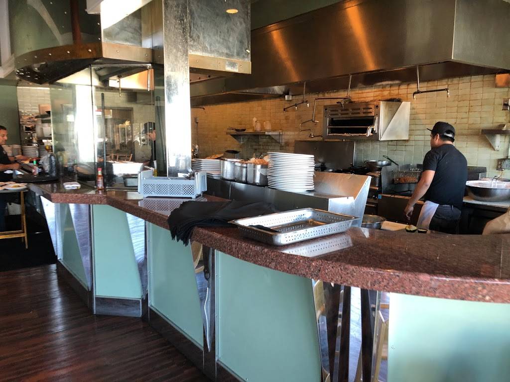 Killer Shrimp | restaurant | 4211 Admiralty Way, Marina Del Rey, CA 90292, USA | 3105782293 OR +1 310-578-2293