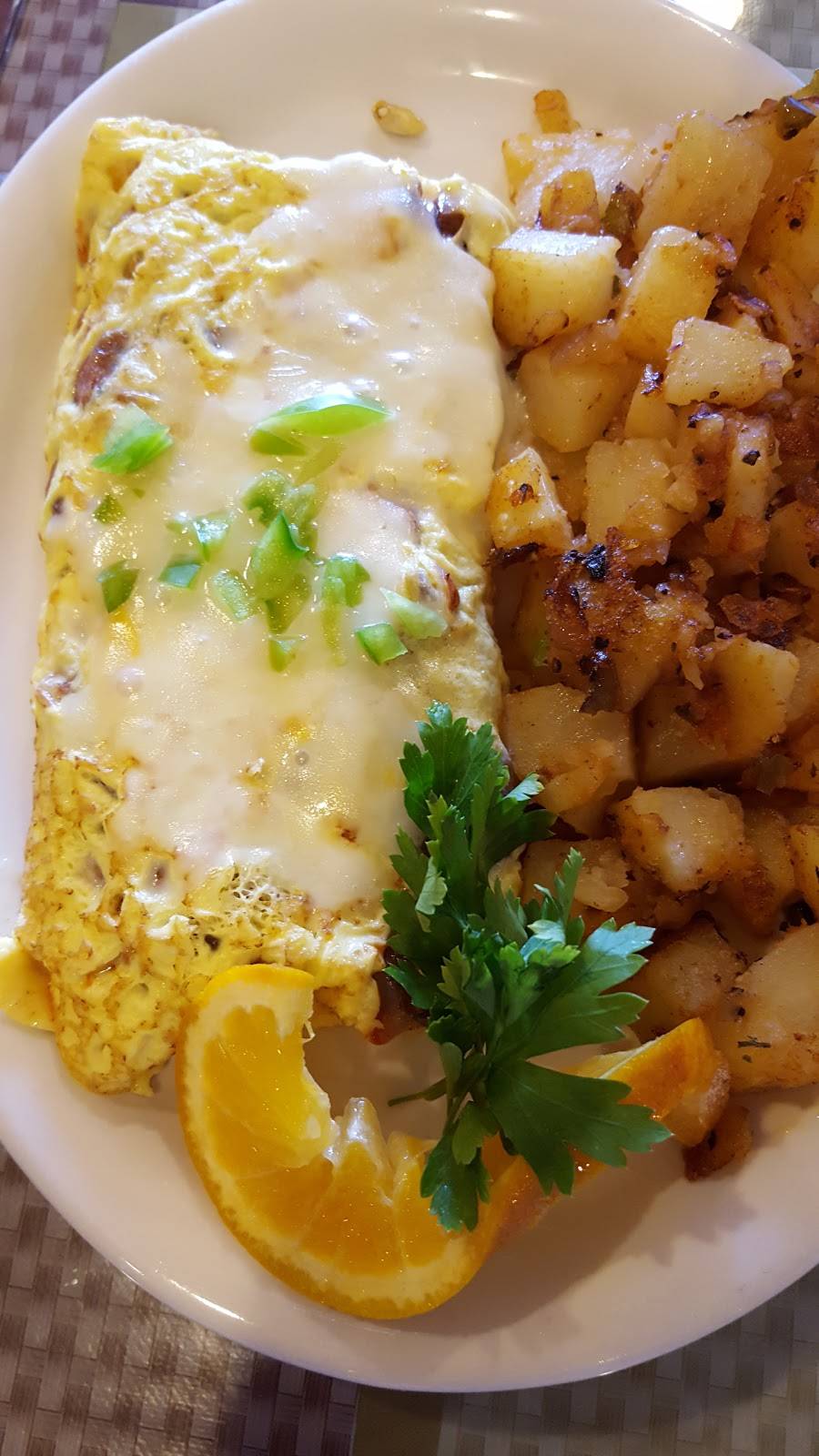 Omlette Inn Cafe | restaurant | 15070 Edwards St, Huntington Beach, CA 92647, USA | 7148910777 OR +1 714-891-0777