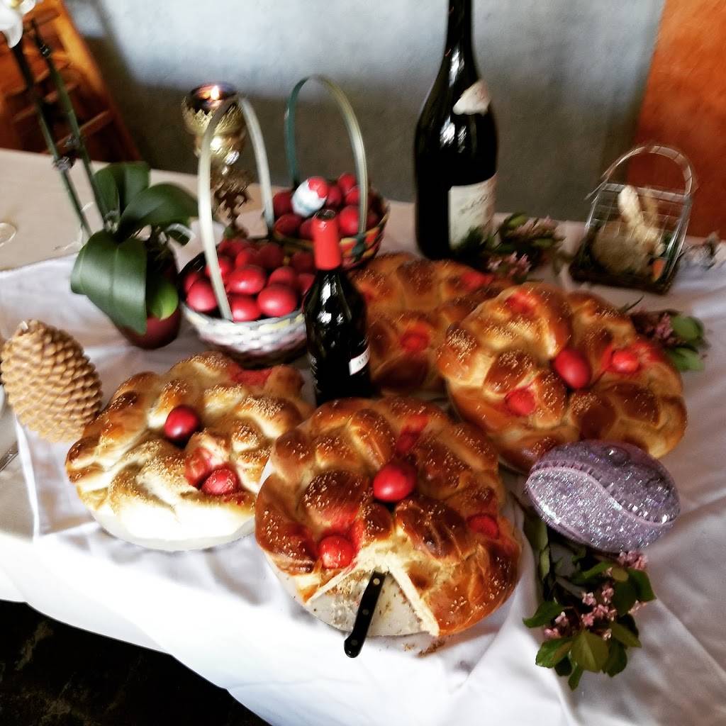 Le Petit Greek | restaurant | 127 N Larchmont Blvd, Los Angeles, CA 90004, USA | 3234645160 OR +1 323-464-5160