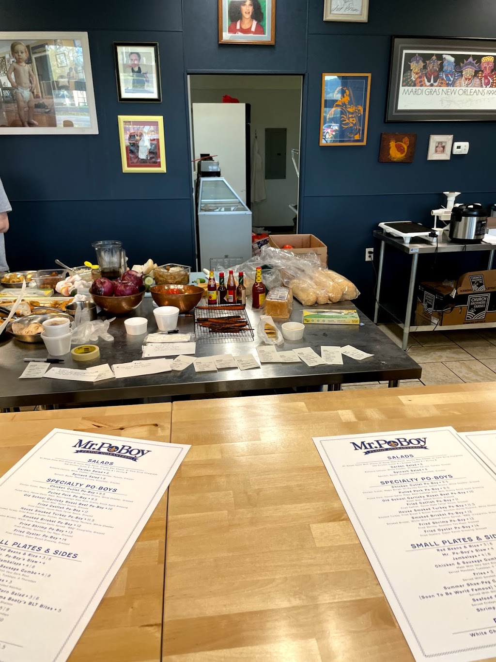 Mr. PoBoy | restaurant | 6124 Hwy 72 E, Gurley, AL 35748, USA | 2568129063 OR +1 256-812-9063