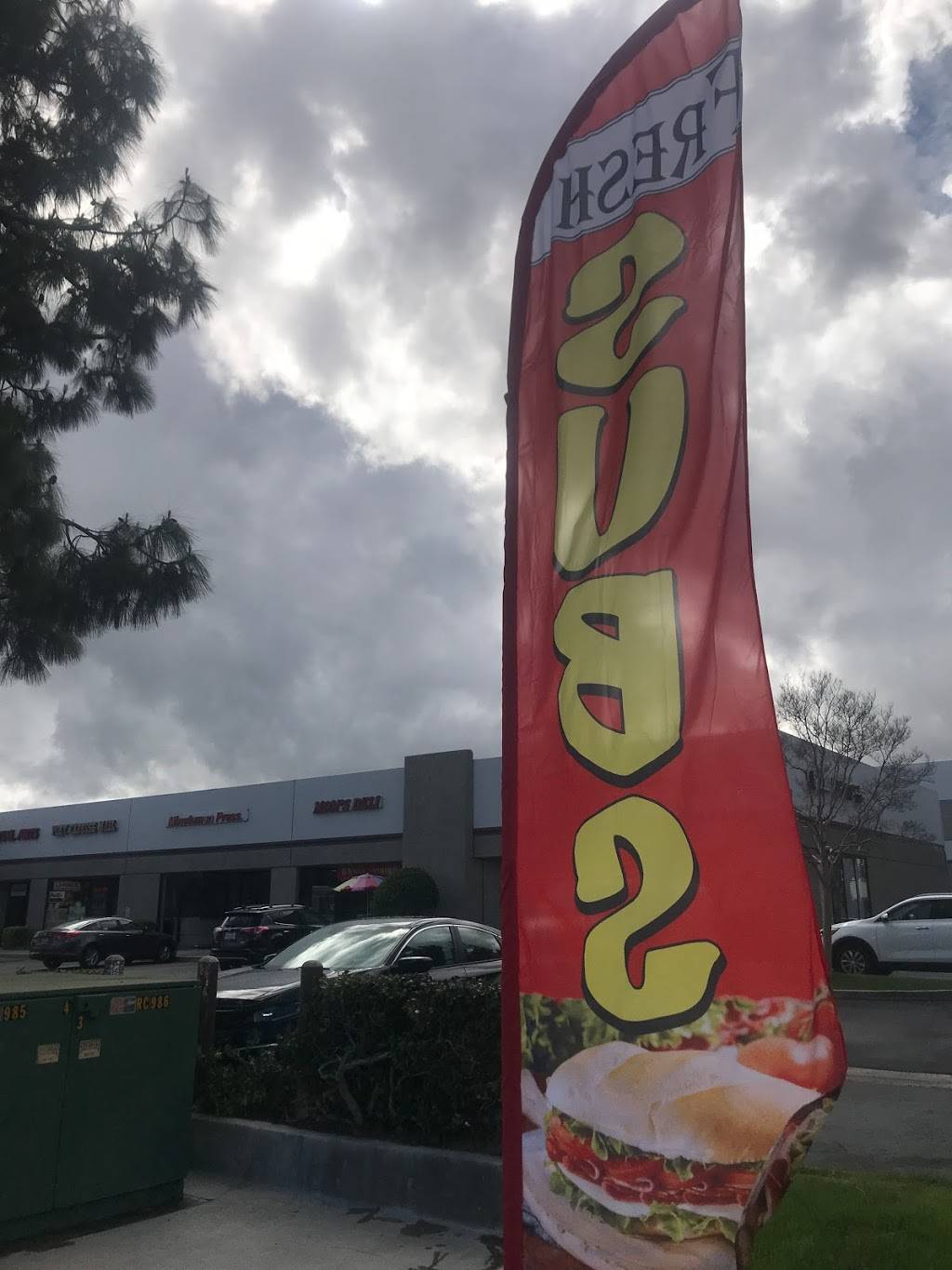 Moms Deli / Grab n Go | restaurant | 1261 N Lakeview Ave # L, Anaheim, CA 92807, USA | 7149705806 OR +1 714-970-5806