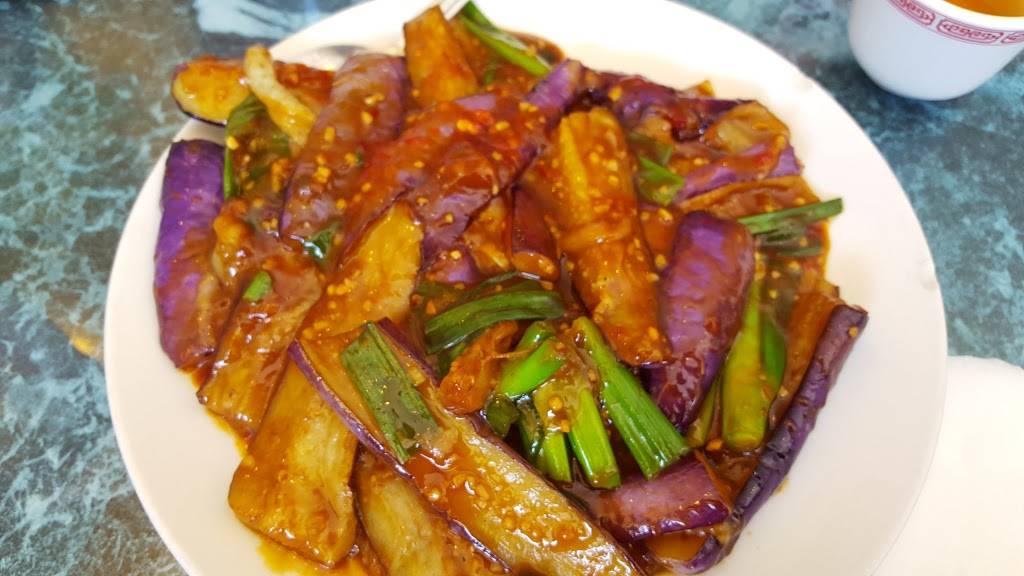 Golden City Chinese Cuisine | restaurant | 17719 W Vanowen St, Reseda, CA 91335, USA | 8183432665 OR +1 818-343-2665