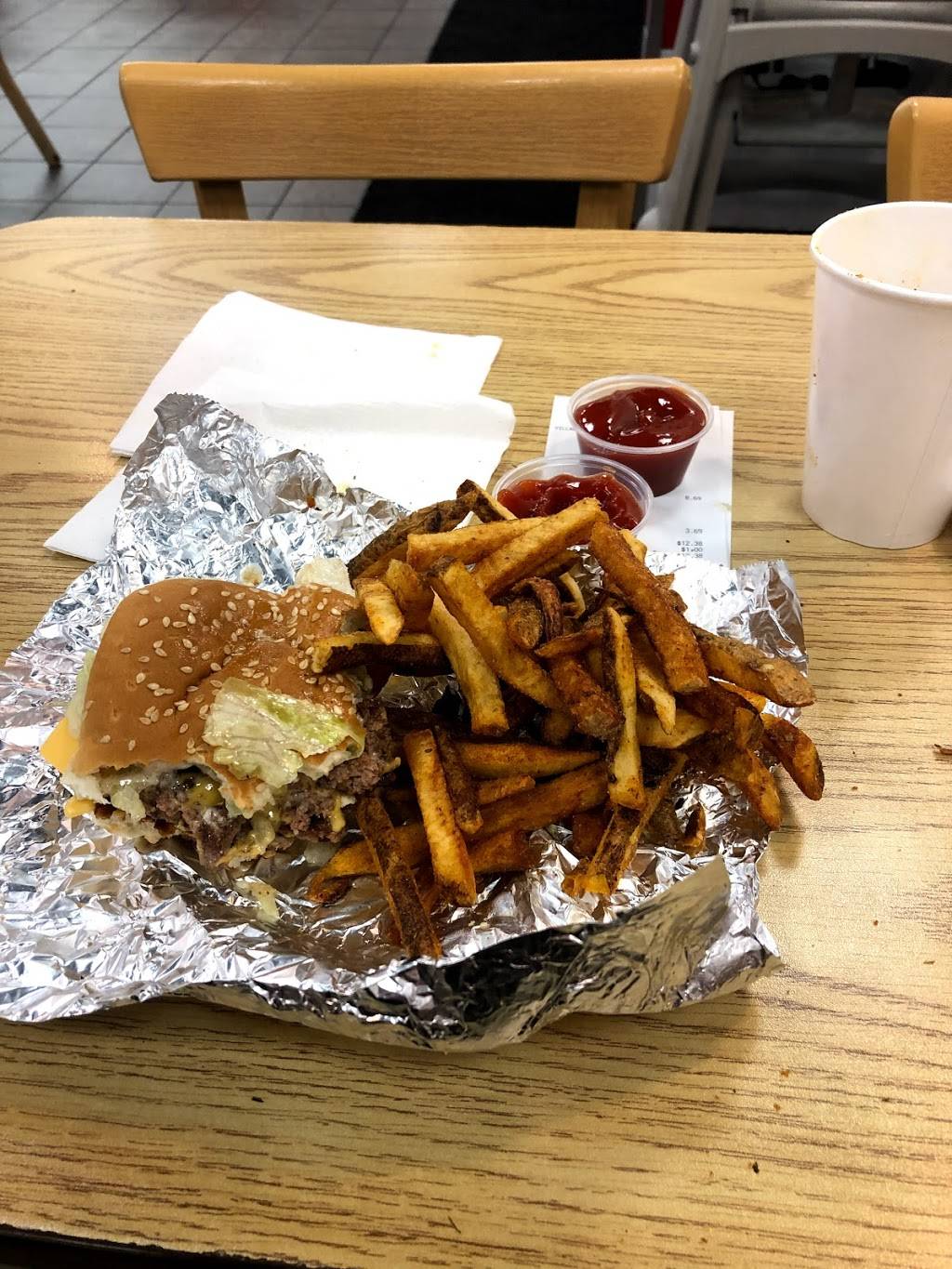 Five Guys | meal takeaway | 5402 E Indiana St, Evansville, IN 47715, USA | 8124011773 OR +1 812-401-1773