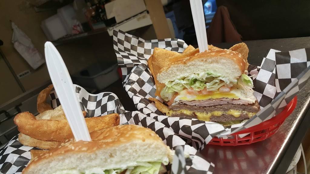 Fat Moose Bar & Grill | restaurant | 1382 Lewis River Rd, Woodland, WA 98674, USA | 3602257944 OR +1 360-225-7944