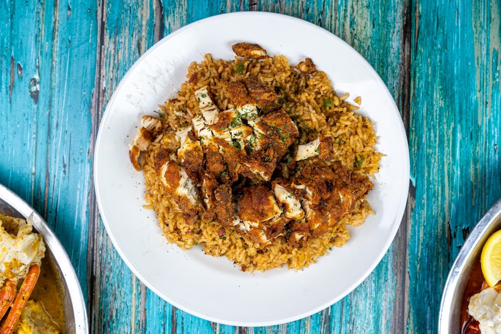 Cajun Boil and Shake | restaurant | 5500 S Shore Dr, Chicago, IL 60637, USA | 7738559480 OR +1 773-855-9480