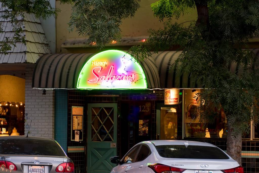 Henry Salazars | Fresh Mex Grill | restaurant | 123 W Main St, Visalia, CA 93291, USA | 5597417060 OR +1 559-741-7060