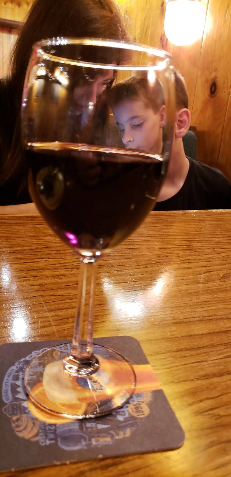 Teberios Pizza & Pub | restaurant | 59 E Thomas St, Wilkes-Barre, PA 18705, USA | 5708221500 OR +1 570-822-1500