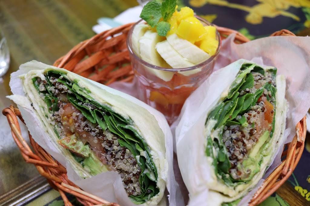 SPORA Cafe & Smoothie Bar | restaurant | 6778 Collins Ave, Miami Beach, FL 33141, USA | 3053978147 OR +1 305-397-8147