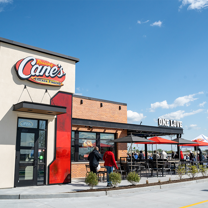 Raising Canes Chicken Fingers | restaurant | 1870 Tiffin Ave, Findlay, OH 45840, USA | 4193247424 OR +1 419-324-7424
