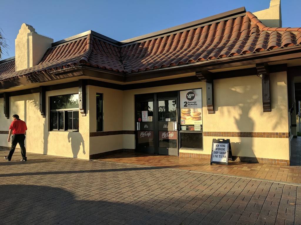 McDonalds | cafe | 1115 Casitas Pass Rd, Carpinteria, CA 93013, USA | 8056847818 OR +1 805-684-7818