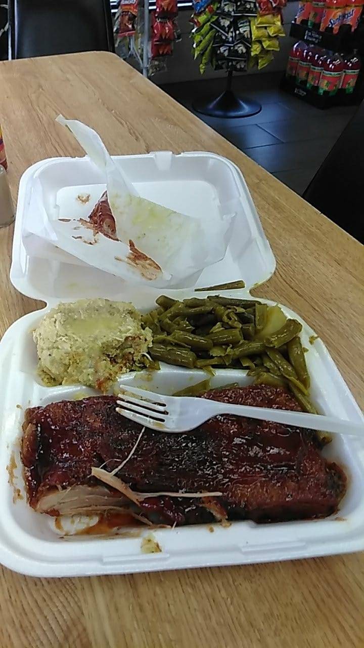 Marvins Hot Kitchen & Deli | restaurant | 3700 Lamar Ave, Memphis, TN 38118, USA | 9015850069 OR +1 901-585-0069