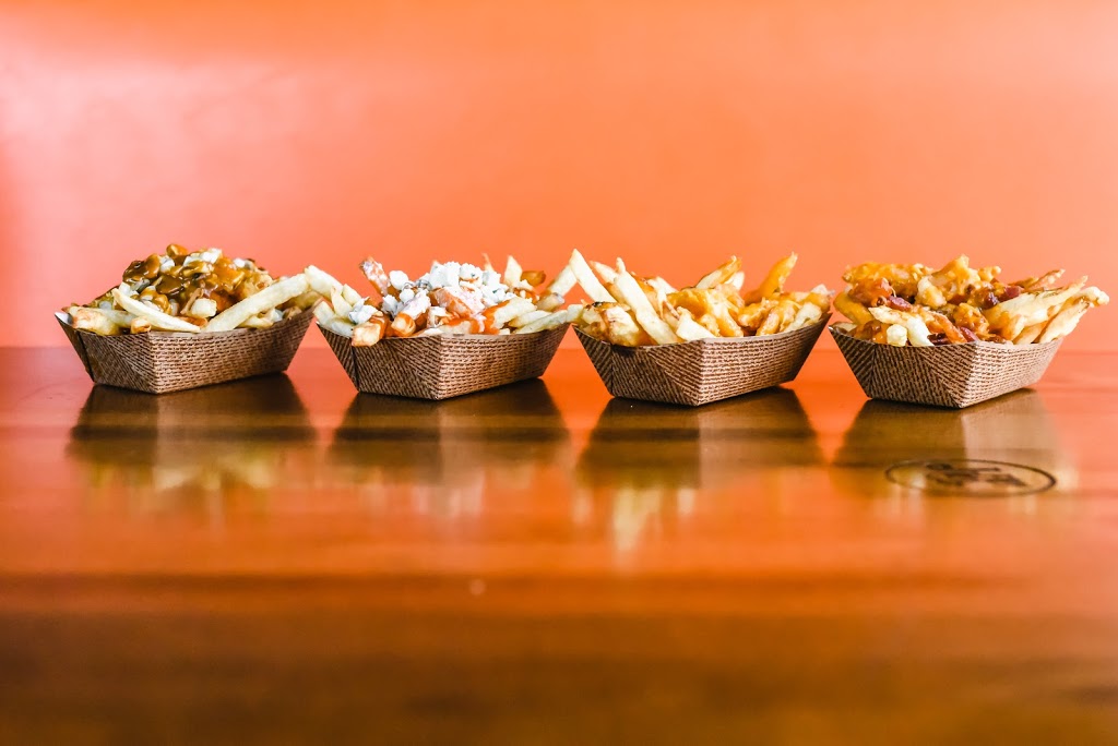 J.Fry.Co Dirty Fries | restaurant | 1400 Park St, Hartford, CT 06106, USA | 8604704537 OR +1 860-470-4537